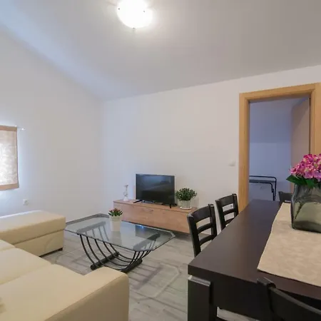 Middle Istra Apartment Pazin Exterior photo