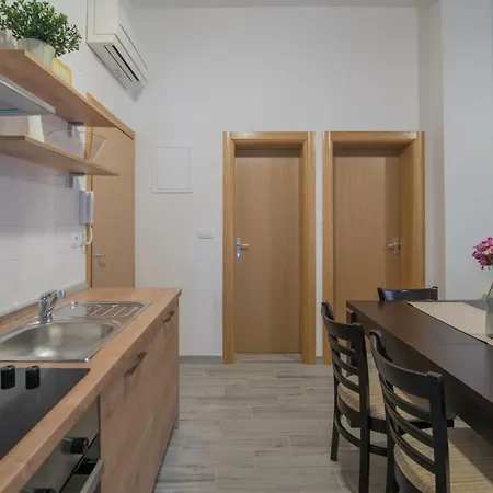 Middle Istra Apartment Pazin Exterior photo